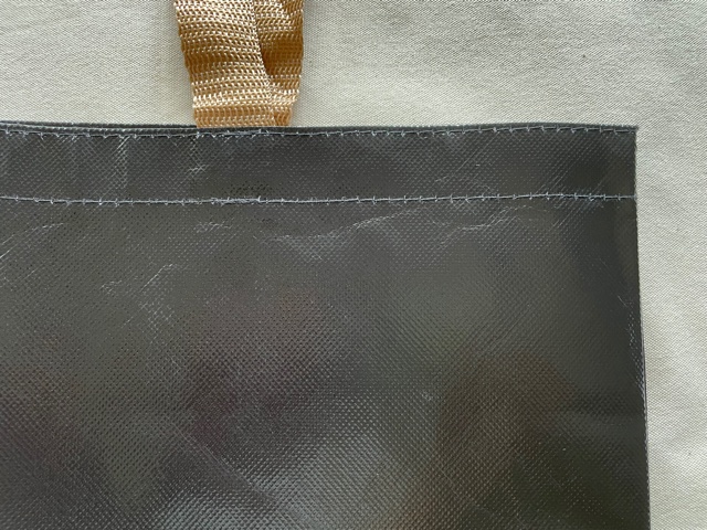 不織布コーティングバッグ(横大)の素材