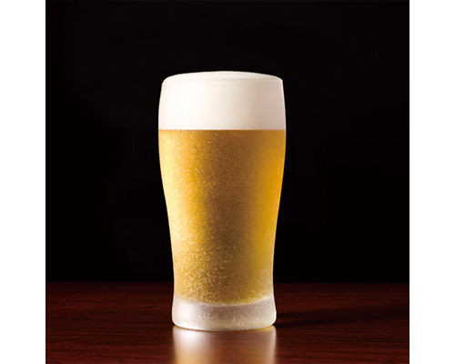 「きらめきビアグラス(250ml)」は、お酒やジュースなど種類を問わず、ドリンクをとても美味しそうに見せてくれるグラスです