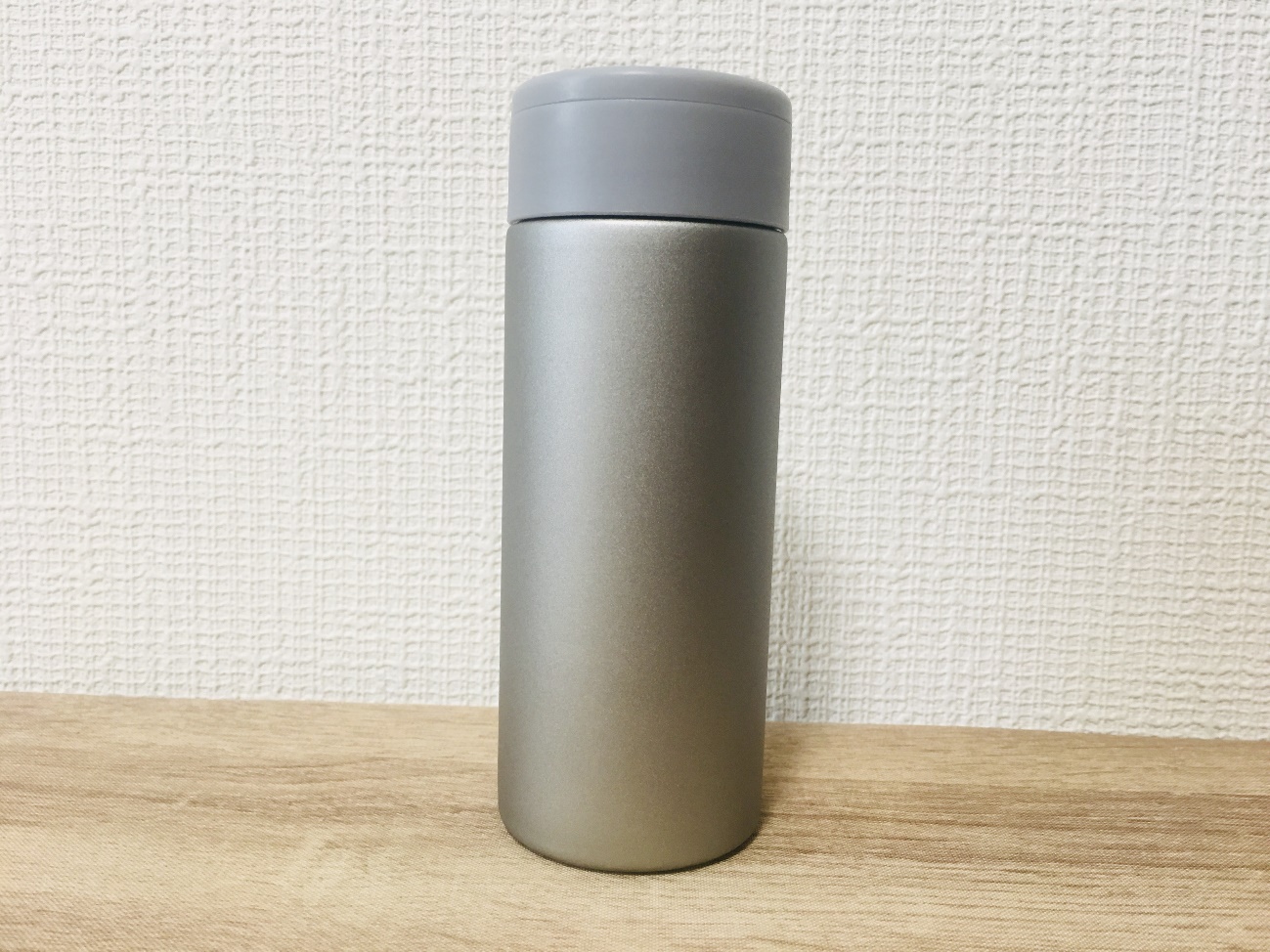 ステンレスミニマグボトル(220ml)のデザインについて