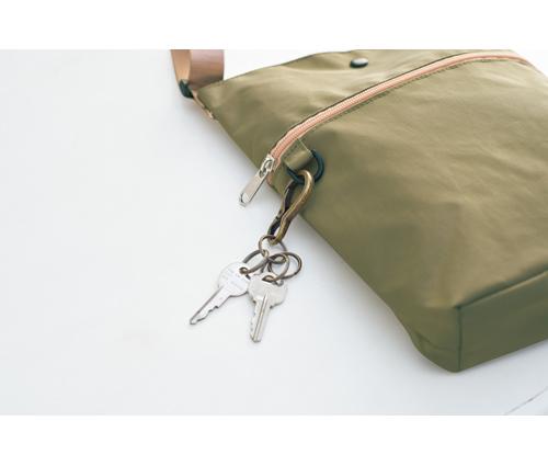ファスナーポケット付き保冷温ショルダーバッグ（撥水加工）（カーキ）（231341）画像-2