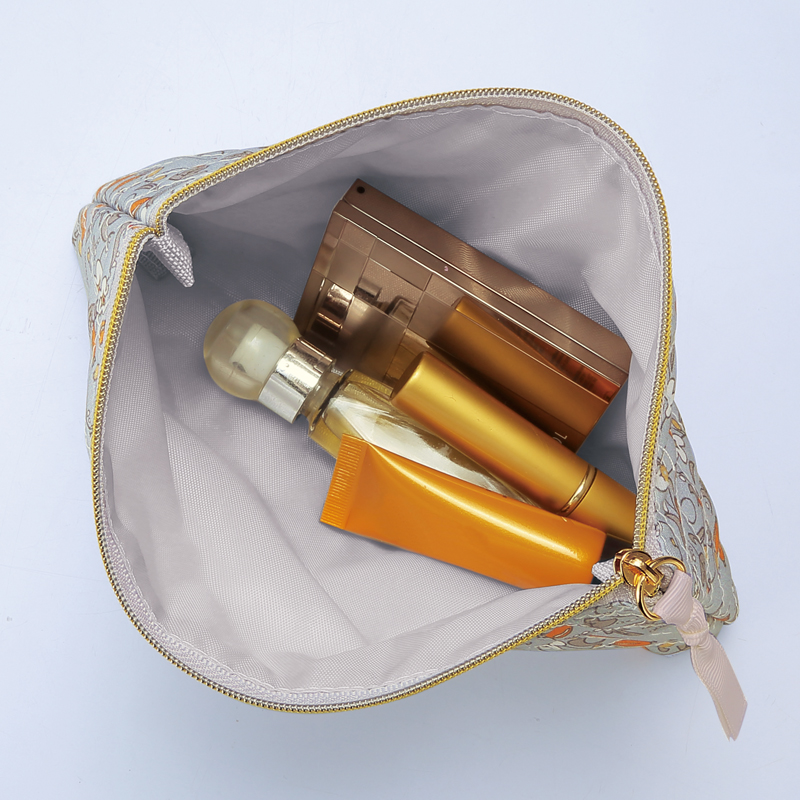 フィオリート・キルティングスリムポーチ(257012)画像-3